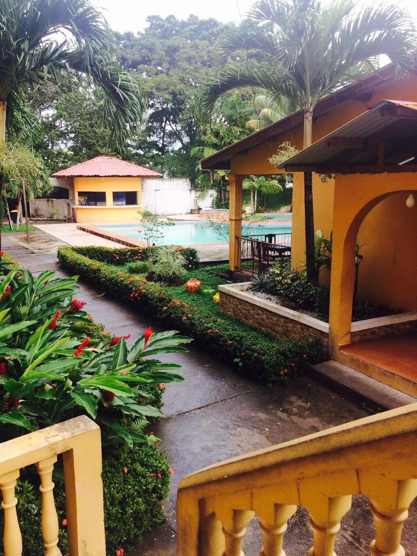 Hotel Molina La Ceiba Eksteriør bilde